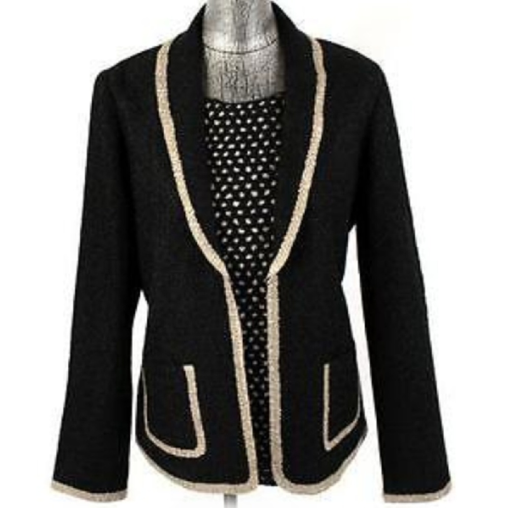 NWOT Chico's Travelers Collection Crinkle Twinset